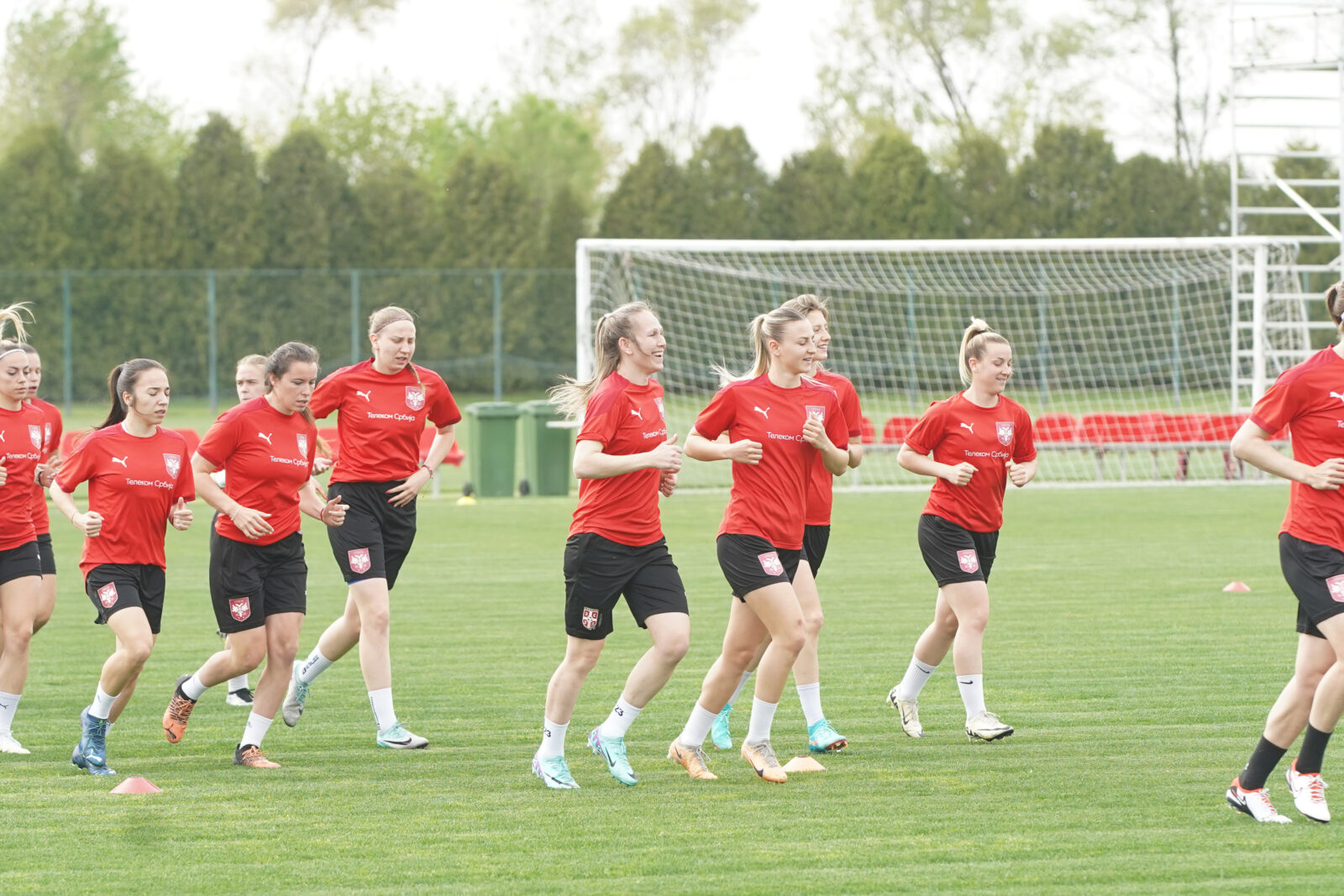 Training of the women's "A" national team of Serbia at the FSS Sports Center in Stara Pazova. Trening zenske "A" reprezentacije Srbije u Sportskom centru FSS u Staroj Pazovi.