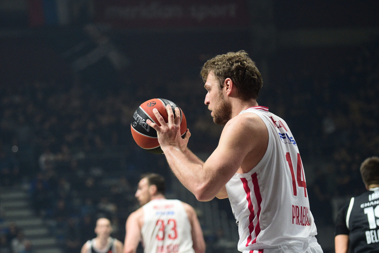 The match of the 22nd round of the Turkish Airlines Euroleague between KK Partizan Mozzart Bet and KK Olympiacos Piraeus was played at the Aleksandar Nikolic Basketball Hall. Utakmica 22. kola Turkish Airlines Evrolige izmedju KK Partizan Mozzart Bet i KK Olympiacos Piraeus odigrana je u Kosarkaskoj dvorani Aleksandar Nikolic.