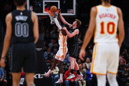 Mouhamed Gueye,Danny Wolf