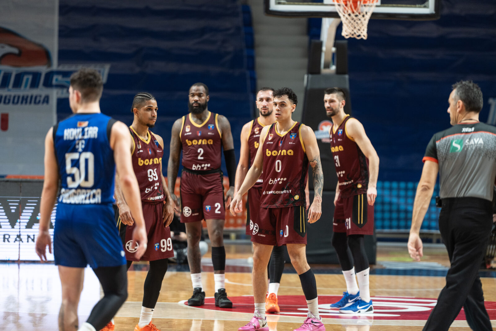 The match of the 16th round of the AdmiralBet ABA League between KK Buducnost Voli and KK Bosna BH Telecom was played in the hall of the Sports Center Moraca. Utakmica 16. kola AdmiralBet ABA League izmedju KK Buducnost Voli i KK Bosna BH Telecom odigrana je u dvorani Sportskog centra Moraca.