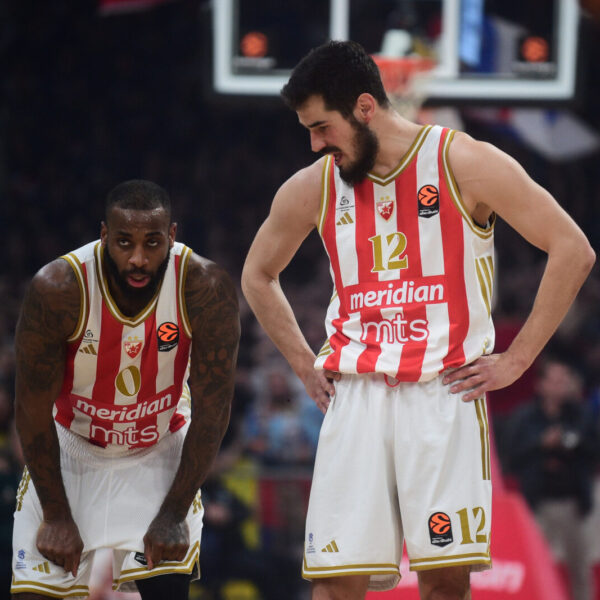 The match of the 31st round of the Turkish Airlines Euroleague between KK Crvena zvezda MeridianBet and BC Fenerbahce Beko was played in the Belgrade Arena. Utakmica 31. kola Turkish Airlines Evrolige izmedju KK Crvena zvezda MeridianBet i BC Fenerbahce Beko odigrana je u Beogradskoj Areni.