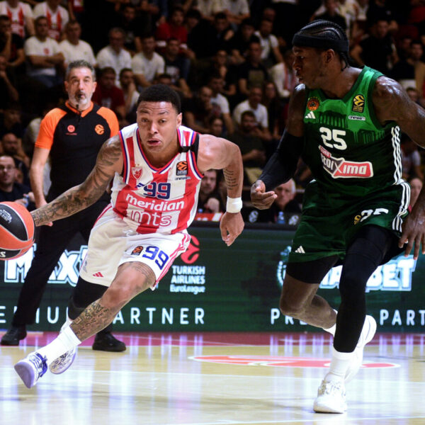 The match of the sixth round of the Turkish Airlines Euroleague between KK Crvena zvezda MeridianBet and KK Panathinaikos Aktor was played in the Aleksandar Nikolic hall. Utakmica sestog kola Turkish Airlines Evrolige izmedju KK Crvena zvezda MeridianBet i KK Panathinaikos Aktor odigrana je u hali Aleksandar Nikolic.