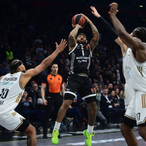 The match of the 30th round of the Turkish Airlines Euroleague between KK Partizan Mozzart Bet and BC Dubai Basketball was played in the Belgrade Arena. Utakmica 30. kola Turkish Airlines Evrolige izmedju KK Partizan Mozzart Bet i BC Dubai Basketball odigrana je u Beogradskoj Areni.