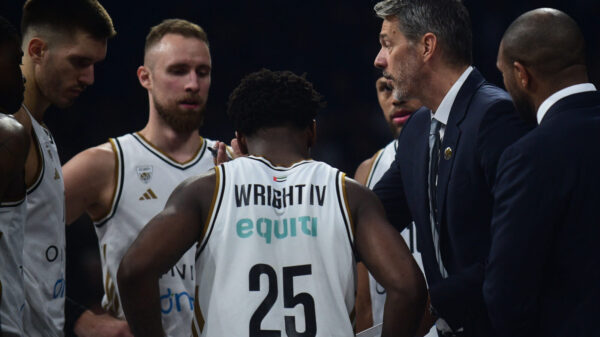 The match of the 30th round of the Turkish Airlines Euroleague between KK Partizan Mozzart Bet and BC Dubai Basketball was played in the Belgrade Arena. Utakmica 30. kola Turkish Airlines Evrolige izmedju KK Partizan Mozzart Bet i BC Dubai Basketball odigrana je u Beogradskoj Areni.