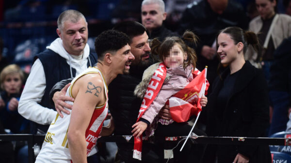 The match of the fourth round of the second phase of the AdmiralBet ABA League between KK Crvena zvezda MeridianBet and KK Patizan Mozzart Bet was played at the Belgrade Arena. Utakmica cetvrte runde druge faze AdmiralBet ABA League izmedju KK Crvena zvezda MeridianBet i KK Patizan Mozzart Bet odigrana je u Beogradskoj Areni.