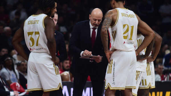 The match of the fourth round of the second phase of the AdmiralBet ABA League between KK Crvena zvezda MeridianBet and KK Patizan Mozzart Bet was played at the Belgrade Arena. Utakmica cetvrte runde druge faze AdmiralBet ABA League izmedju KK Crvena zvezda MeridianBet i KK Patizan Mozzart Bet odigrana je u Beogradskoj Areni.