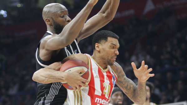 The match of the fourth round of the second phase of the AdmiralBet ABA League between KK Crvena zvezda MeridianBet and KK Patizan Mozzart Bet was played at the Belgrade Arena. Utakmica cetvrte runde druge faze AdmiralBet ABA League izmedju KK Crvena zvezda MeridianBet i KK Patizan Mozzart Bet odigrana je u Beogradskoj Areni.