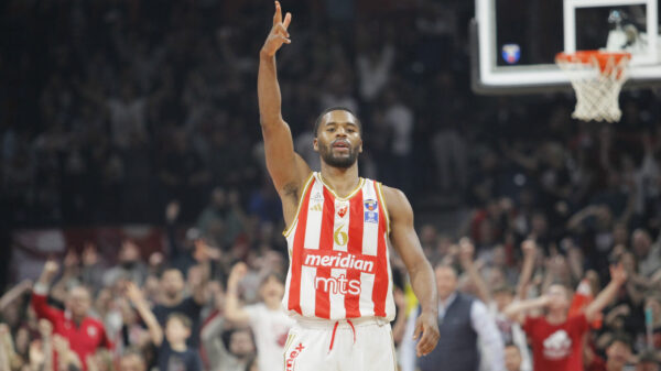 The match of the fourth round of the second phase of the AdmiralBet ABA League between KK Crvena zvezda MeridianBet and KK Patizan Mozzart Bet was played at the Belgrade Arena. Utakmica cetvrte runde druge faze AdmiralBet ABA League izmedju KK Crvena zvezda MeridianBet i KK Patizan Mozzart Bet odigrana je u Beogradskoj Areni.