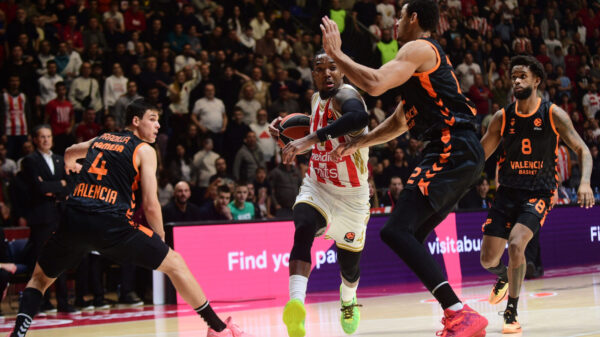 The match of the 20th round of the Turkish Airlines Euroleague between KK Crvena zvezda Meridianbet and KK Valencia was played in the Aleksandar Nikolic hall. Utakmica 20. kola Turkish Airlines Evrolige izmedju KK Crvena zvezda Meridianbet i KK Valensija odigrana je u dvorani Aleksandar Nikolic.