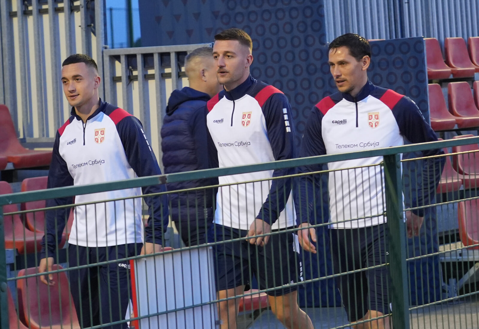 The training of the Serbian football team, which gathered before two friendly matches against Spain and Saudi Arabia, was held at the Michel Platini field in SC FSS Stara Pazova. Trening fudbalske reprezentacije Srbije koja se okupila pred dve prijateljske utakmice protiv Spanije i Saudijske Arabije, odrzan je na terenu Misel Platini u SC FSS Stara Pazova.