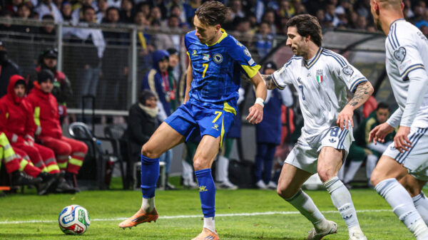The World Cup play-off finals match between Bosnia and Herzegovina and Italy was played at the Bilino polje stadium in Zenica. Utakmica finala baraza za Svetsko prvenstvo izmedju Bosne i Hercegvine i Italije odigrana je na stadionu Bilino polje u Zenici.