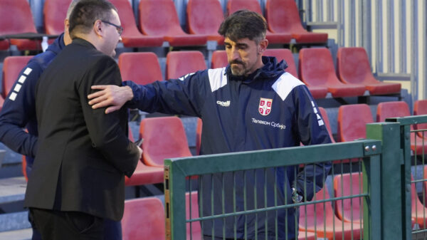 The training of the Serbian football team, which gathered before two friendly matches against Spain and Saudi Arabia, was held at the Michel Platini field in SC FSS Stara Pazova. Trening fudbalske reprezentacije Srbije koja se okupila pred dve prijateljske utakmice protiv Spanije i Saudijske Arabije, odrzan je na terenu Misel Platini u SC FSS Stara Pazova.