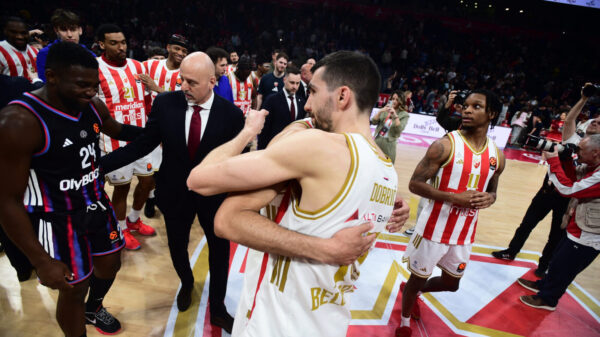 The match of the 36th round of the Turkish Airlines Euroleague between KK Crvena zvezda MeridiaBet and KK Paris Basketball was played at the Belgrade Arena. Utakmica 36. kola Turkish Airlines Evrolige izmedju KK Crvena zvezda MeridiaBet i KK Paris Basketball odigrana je u Beogradskoj Areni.