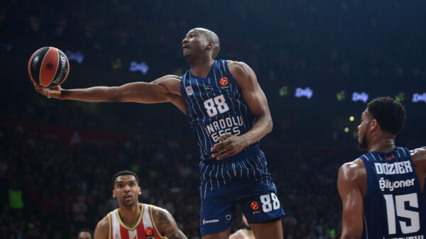 The match of the 28th round of the Turkish Airlines Euroleague between KK Crvena zvezda MeridianBet and KK Anadolu Efes was played at the Belgrade Arena. Utakmica 28. kola Turkish Airlines Evrolige izmedju KK Crvena zvezda MeridianBet i KK Anadolu Efes odigrana je u Beogradskoj Areni.