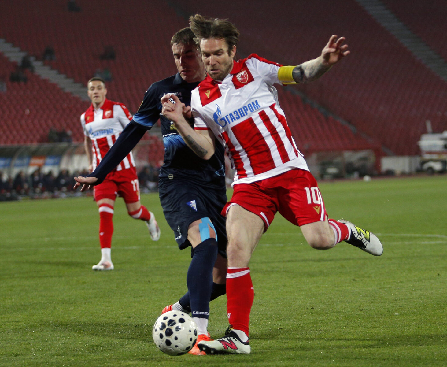 The match of the 30th round of the Mozzart Bet Super League of Serbia between FK Crvena zvezda and FK Spartak Zdrepceva krv was held at the Rajko Mitic stadium. Utakmica 30. kola Mozzart Bet Super liga Srbije izmedju FK Crvena zvezda i FK Spartak Zdrepceva krv odrzana je sa stadionu Rajko Mitic.