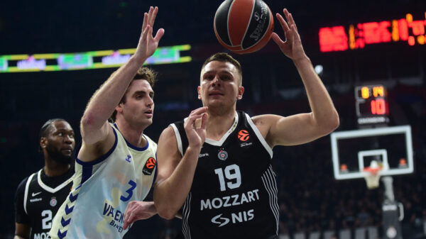 The match of the 34th round of the Turkish Airlines Euroleague between KK Partizan Mozzart Bet and BC Valencia Basket was played at the Belgrade Arena. Utakmica 34. kola Turkish Airlines Evrolige izmedju KK Partizan Mozzart Bet i BC Valencia Basket odigrana je u Beogradskoj Areni.