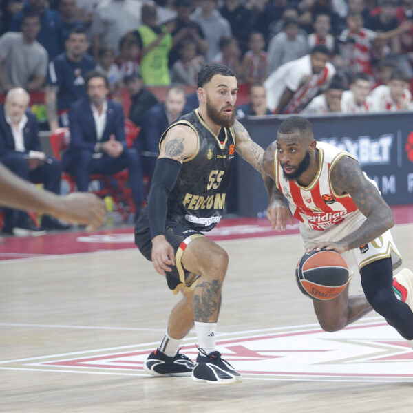 The 11th round match of the Turkish Airlines Euroleague between KK Crvena zvezda Meridianbet and AS Monaco was played at the Belgrade Arena. Utakmica 11. kola Turkish Airlines Evrolige izmedju KK Crvena zvezda Meridianbet i AS Monaco odigrana je u Beogradskoj Areni.