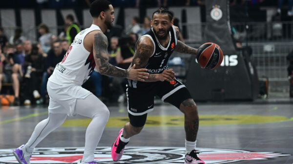 The match of the 38th round of the Turkish Airlines Euroleague between KK Partizan Mozzart Bet and KK Kosner Baskonia was played in the Belgrade Arena. Utakmica 38. kola Turkish Airlines Evrolige izmedju KK Partizan Mozzart Bet i KK Kosner Baskonia odigrana je u Beogradskoj Areni.