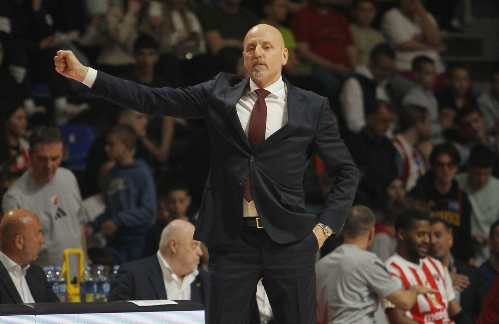 The match of the seventh round of the second phase of the AdmiralBet ABA League between KK Crvena zvezda MeridianBet and KK U-BT Cluj-Napoca was played at the Belgrade Arena. Utakmica sedme runde druge faze AdmiralBet ABA League izmedju KK Crvena zvezda MeridianBet i KK U-BT Cluj-Napoca odigrana je u Beogradskoj Areni.