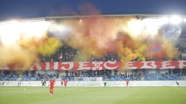 The match of the 27th round of the Mozzart Bet Super League of Serbia between FK IMT and FK Crvena zvezda was played at the Lagator City Stadium in Loznica. Utakmica 27. kola Mozzart Bet Super liga Srbije izmedju FK IMT i FK Crvena zvezda odigrana je na Gradskom stadionu Lagator u Loznici.