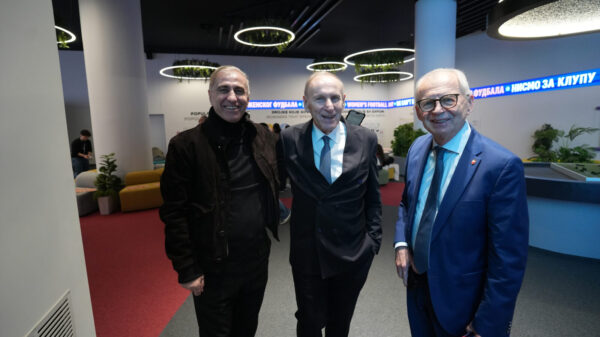 The Football Association of Serbia organized the Women's Football Day at the EXPO Playground (Belgrade Fair). Fudbalski savez Srbije organizovao je u prostoru EXPO Playground (Beogradski sajam) Dan zenskog fudbala.