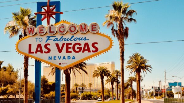 welcome to fabulous las vegas nevada signage