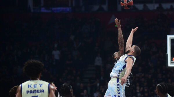 The match of the 34th round of the Turkish Airlines Euroleague between KK Partizan Mozzart Bet and BC Valencia Basket was played at the Belgrade Arena. Utakmica 34. kola Turkish Airlines Evrolige izmedju KK Partizan Mozzart Bet i BC Valencia Basket odigrana je u Beogradskoj Areni.