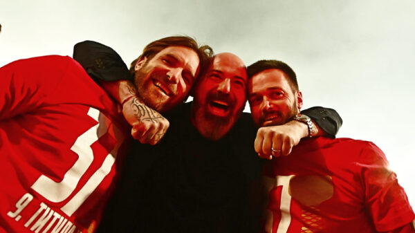 The match of the 33rd round of the Mozzart Super League of Serbia, the 179th eternal derby between FK Crvena zvezda and FK Partizan was played at the Rajko Mitic stadium. Utakmica 33. kola Mozzart Super lige Srbije, 179. veciti derbi izmedju FK Crvena zvezda i FK Partizan odigrana je na stadion Rajko Mitic.