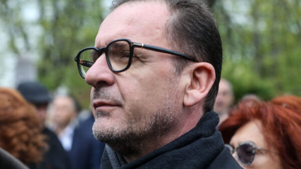 The legendary basketball coach, Dusko Vujosevic, was buried in the Alley of Meritorious Citizens at the New Cemetery. Legendarni kosarkaski trener, Dusko Vujosevic sahranjen je u Aleji zasluznih gradjana na Novom groblju.