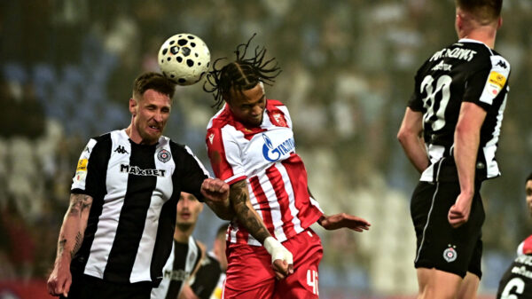 The match of the 33rd round of the Mozzart Super League of Serbia, the 179th eternal derby between FK Crvena zvezda and FK Partizan was played at the Rajko Mitic stadium. Utakmica 33. kola Mozzart Super lige Srbije, 179. veciti derbi izmedju FK Crvena zvezda i FK Partizan odigrana je na stadion Rajko Mitic.