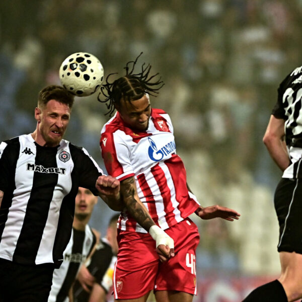 The match of the 33rd round of the Mozzart Super League of Serbia, the 179th eternal derby between FK Crvena zvezda and FK Partizan was played at the Rajko Mitic stadium. Utakmica 33. kola Mozzart Super lige Srbije, 179. veciti derbi izmedju FK Crvena zvezda i FK Partizan odigrana je na stadion Rajko Mitic.
