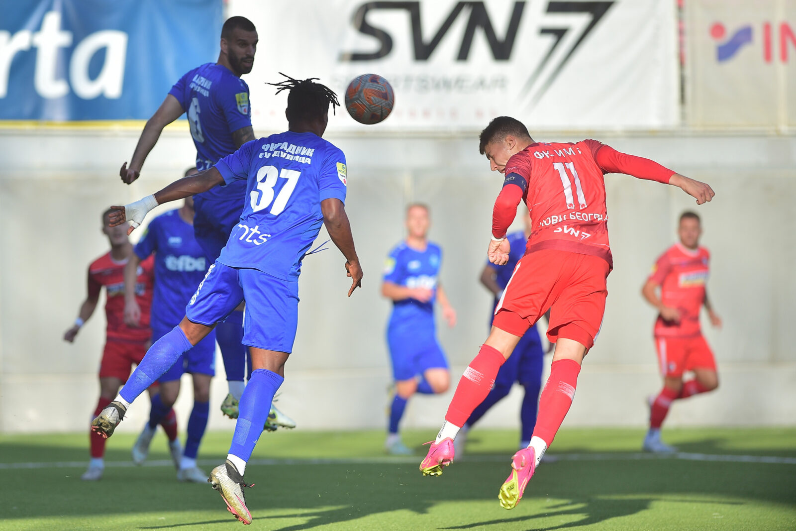 The match of the 11th round of the Mozzart Bet Super League of Serbia between FK IMT and FK Radnik Surdulica was played at the FK Vozdovac stadium. Utakmica 11. kola Mozzart Bet Super liga Srbije izmedju FK IMT i FK Radnik Surdulica odigrana je na stadionu FK Vozdovac.