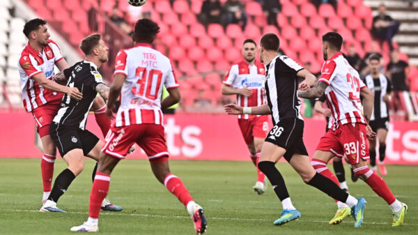 The match of the 33rd round of the Mozzart Super League of Serbia, the 179th eternal derby between FK Crvena zvezda and FK Partizan was played at the Rajko Mitic stadium. Utakmica 33. kola Mozzart Super lige Srbije, 179. veciti derbi izmedju FK Crvena zvezda i FK Partizan odigrana je na stadion Rajko Mitic.