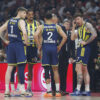 The match of the 31st round of the Turkish Airlines Euroleague between KK Crvena zvezda MeridianBet and BC Fenerbahce Beko was played in the Belgrade Arena. Utakmica 31. kola Turkish Airlines Evrolige izmedju KK Crvena zvezda MeridianBet i BC Fenerbahce Beko odigrana je u Beogradskoj Areni.