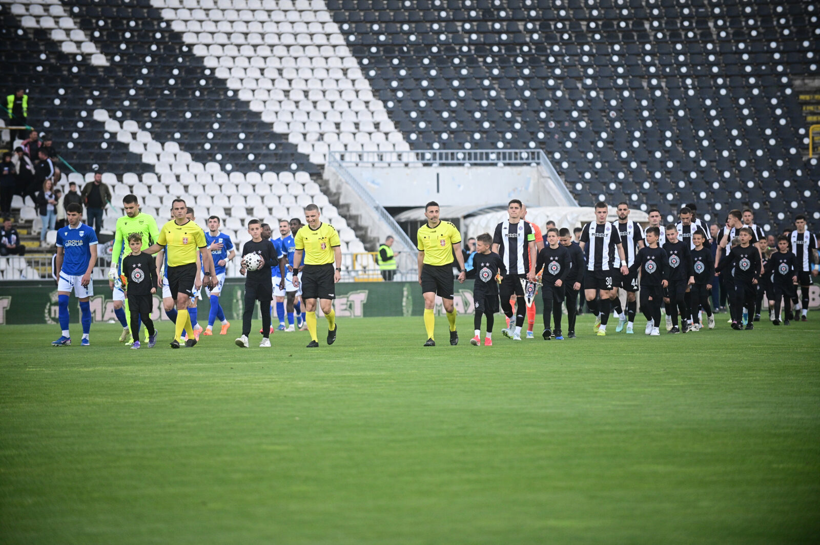 The match of the 34th round of the Mozart Super League of Serbia between FK Partizan and FK Novi Pazar was played at the FK Partizan stadium. Utakmica 34. kola Mozzart Super lige Srbije izmedju FK Partizan i FK Novi Pazar odigrana je na stadion FK Partizan.
