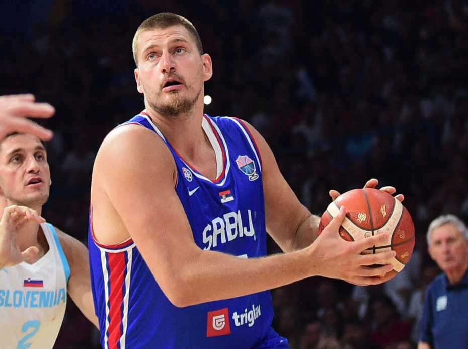 The rehearsal for the European Championship, the basketball match between Serbia and Slovenia, was played in the Belgrade Arena. Generalna proba za Evropsko prvenstvo, utakmica kosarkasa Srbije i Slovenije odigrana je u Beogradskoj areni.