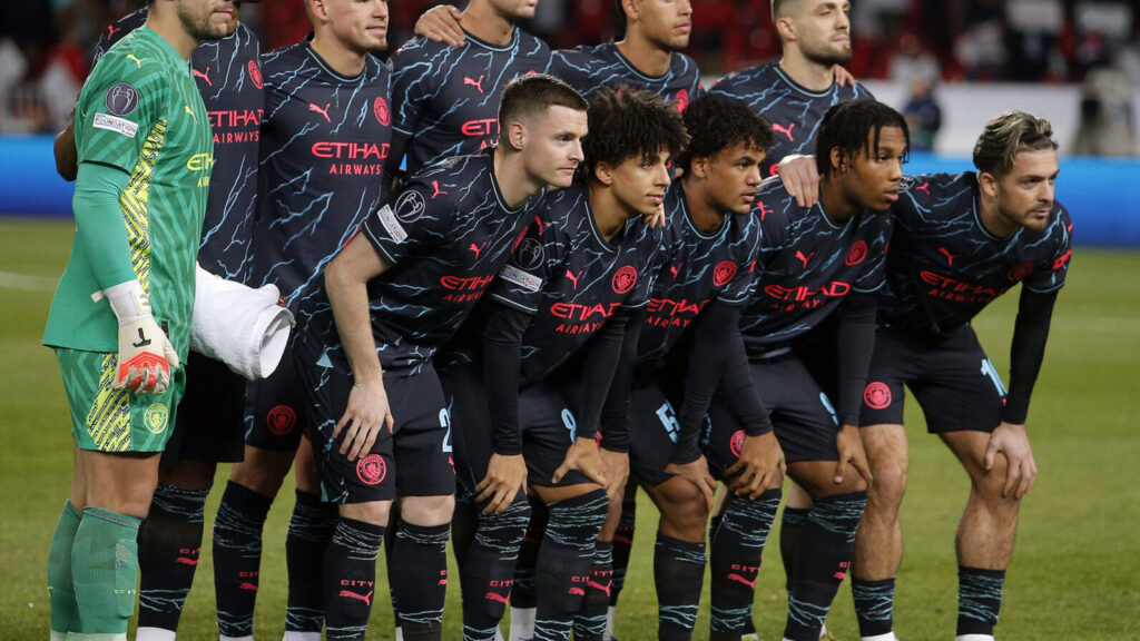 The match of the sixth round of Group G of the Champions League between FC Crvena Zvezda and FC Manchester City was played at the Rajko Mitic Stadium. Utakmica sestog kola G grupe Lige sampiona izmedju FK Crvena zvezda i FK Mancester Siti odigrana je na stadionu Rajko Mitic.