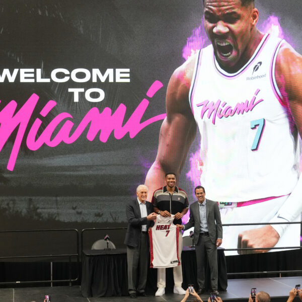 Janis Adetokumbo: Mesi mi je inspiracija, želim sličan trag u NBA