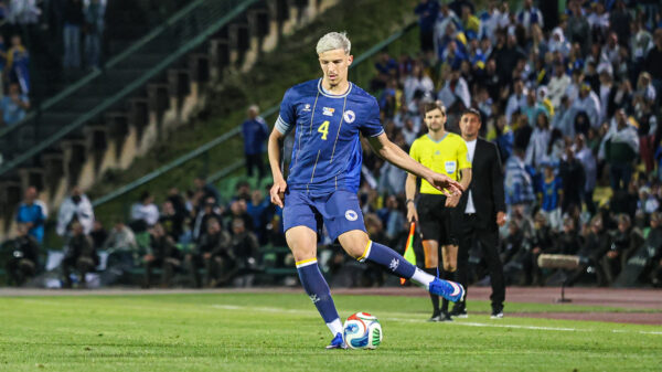 Tarik Muharemović potpisao petogodišnji ugovor sa Lidsom nakon Svetskog prvenstva – Tarik Muharemović Lids transfer