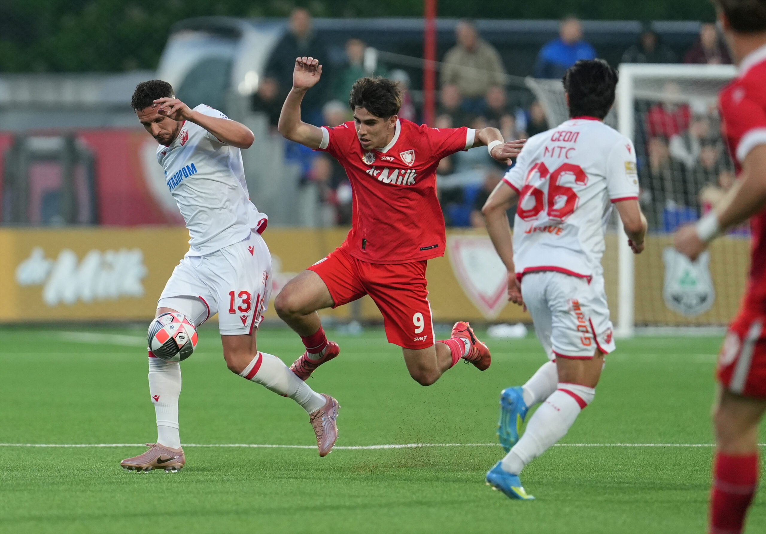 Miloš Veljković: Zvezda je ispunila Stankovićeve zahteve u pobedi nad Larneom – Miloš Veljković Crvena zvezda Larne