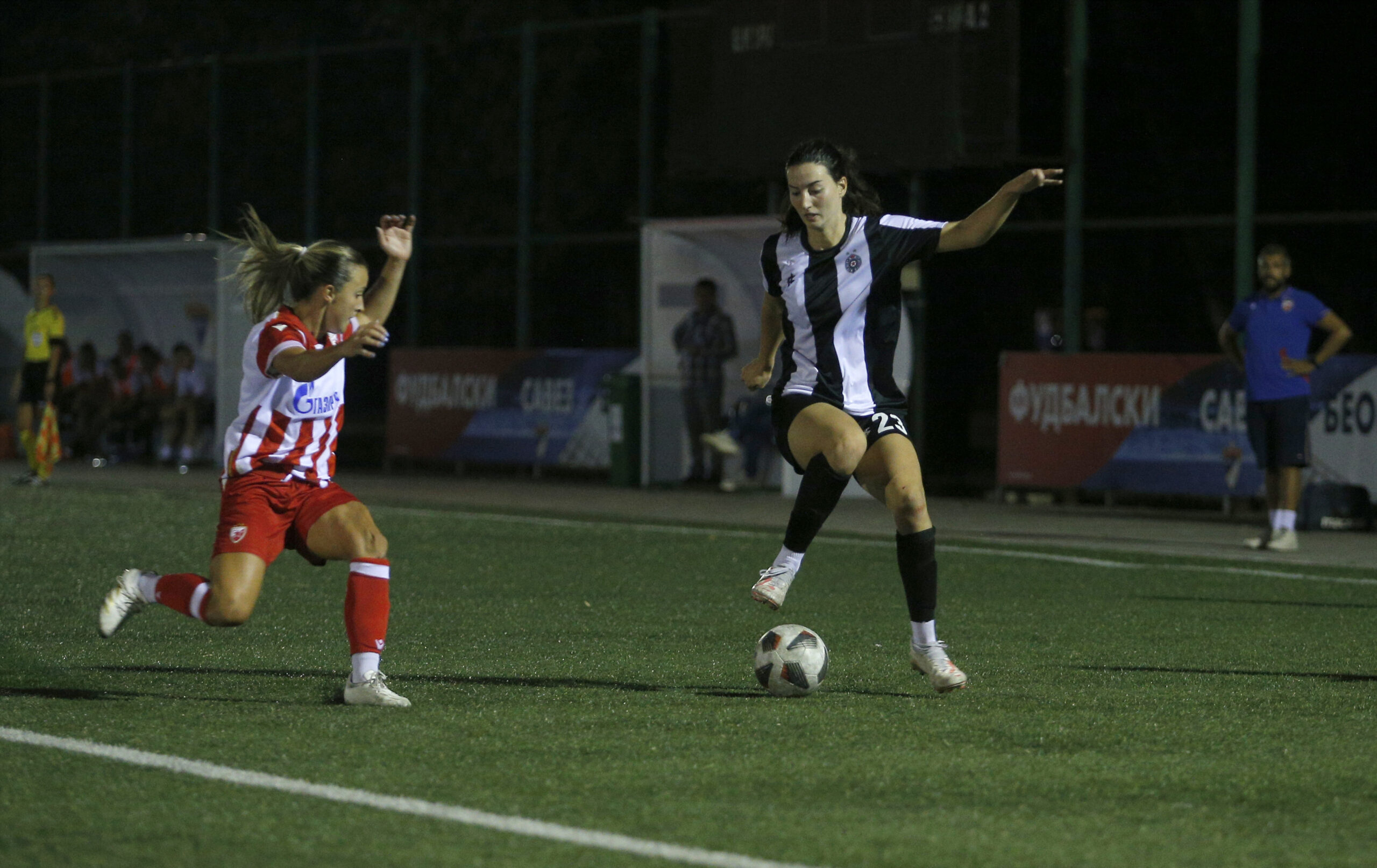 Lana Radisavljević potpisala za ŽFK Partizan i kompletirala povratak u crno-bele – Lana Radisavljević ŽFK Partizan potpis