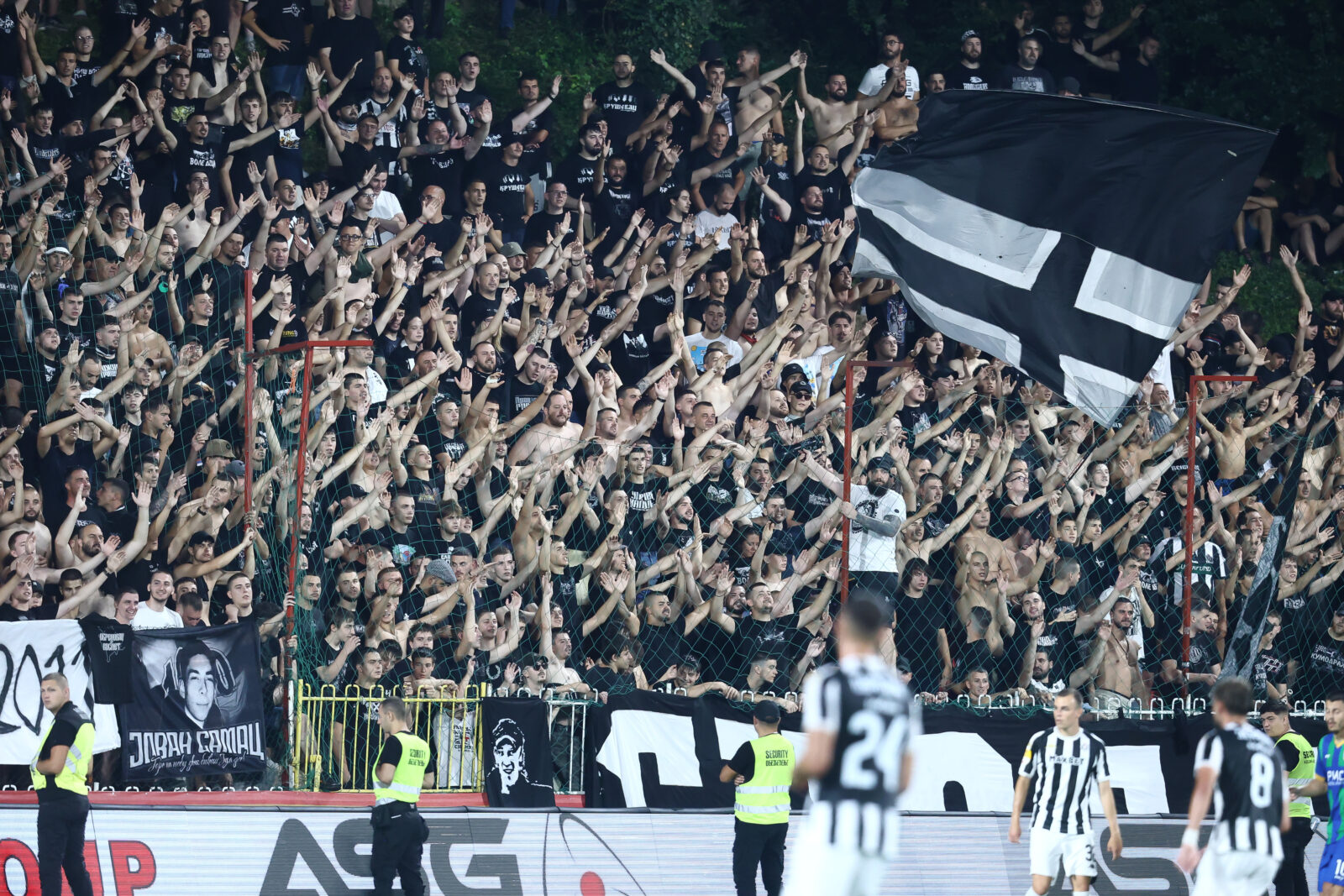 The match of the 1st round of the Mozart Super League of Serbia between FK Zemun and FK Partizan was played at the Dragan Dzajic Stadium in Ub. Utakmica 1. kola Mozzart Super lige Srbije izmedju FK Zemun i FK Partizan odigrana je na stadionu Dragan Dzajic u Ubu.