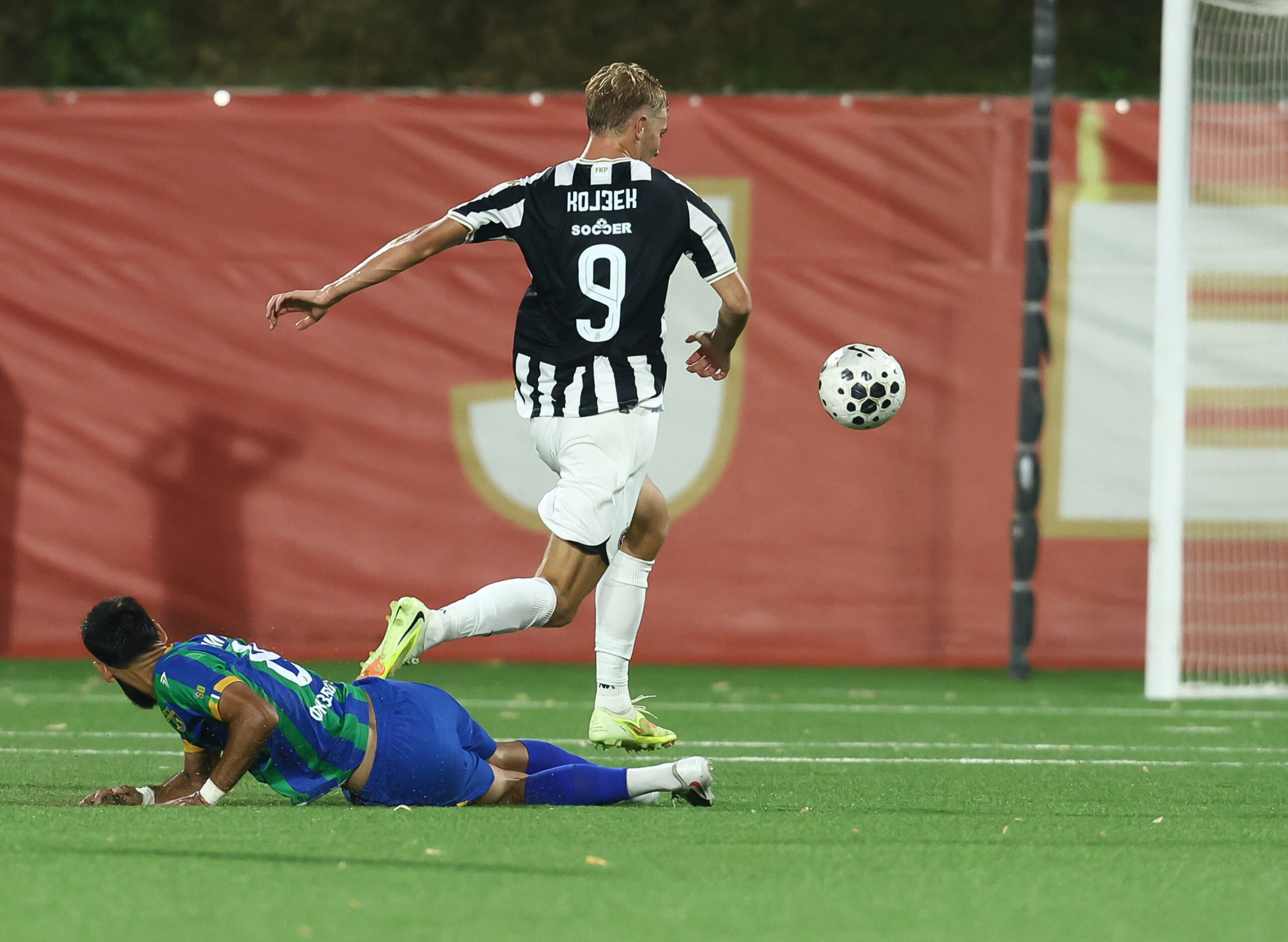 Erik Kojzek doneo Partizanu rano vođstvo protiv Une Štrasen u evropskom debiju – Erik Kojzek Partizan Une Štrasen