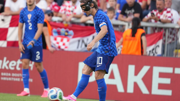 Luka Modrić produžio ugovor sa Milanom i ostaje do 2027. godine