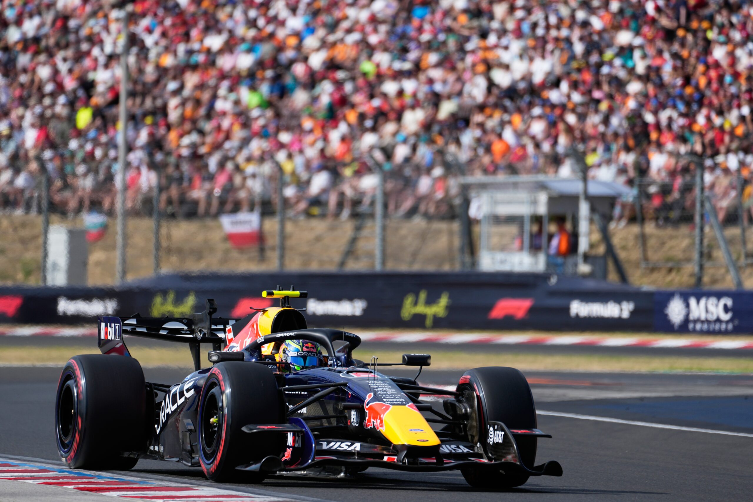 Isack Hadjar ostaje uz Verstappena, a Max može da pregovara sa drugim timovima – Isack Hadjar Red Bull