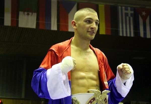 Aleksandar Konovalov se vraća u boks: povratak na Balkan Boxing 11 u Ložionici – Aleksandar Konovalov boks