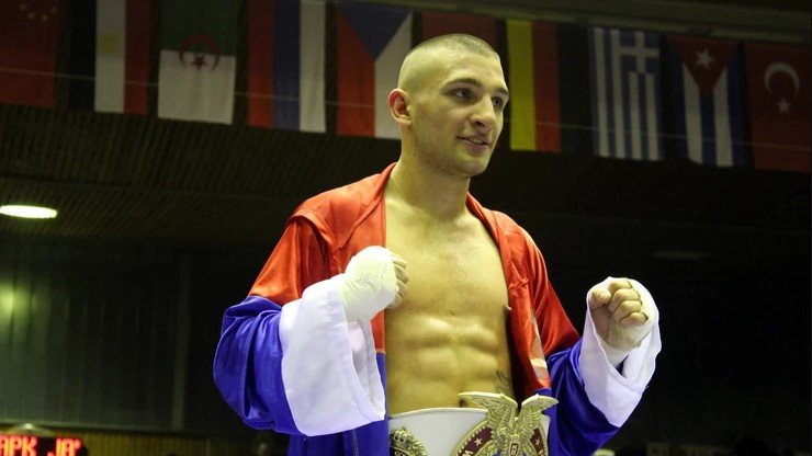 Aleksandar Konovalov se vraća u boks: povratak na Balkan Boxing 11 u Ložionici – Aleksandar Konovalov boks