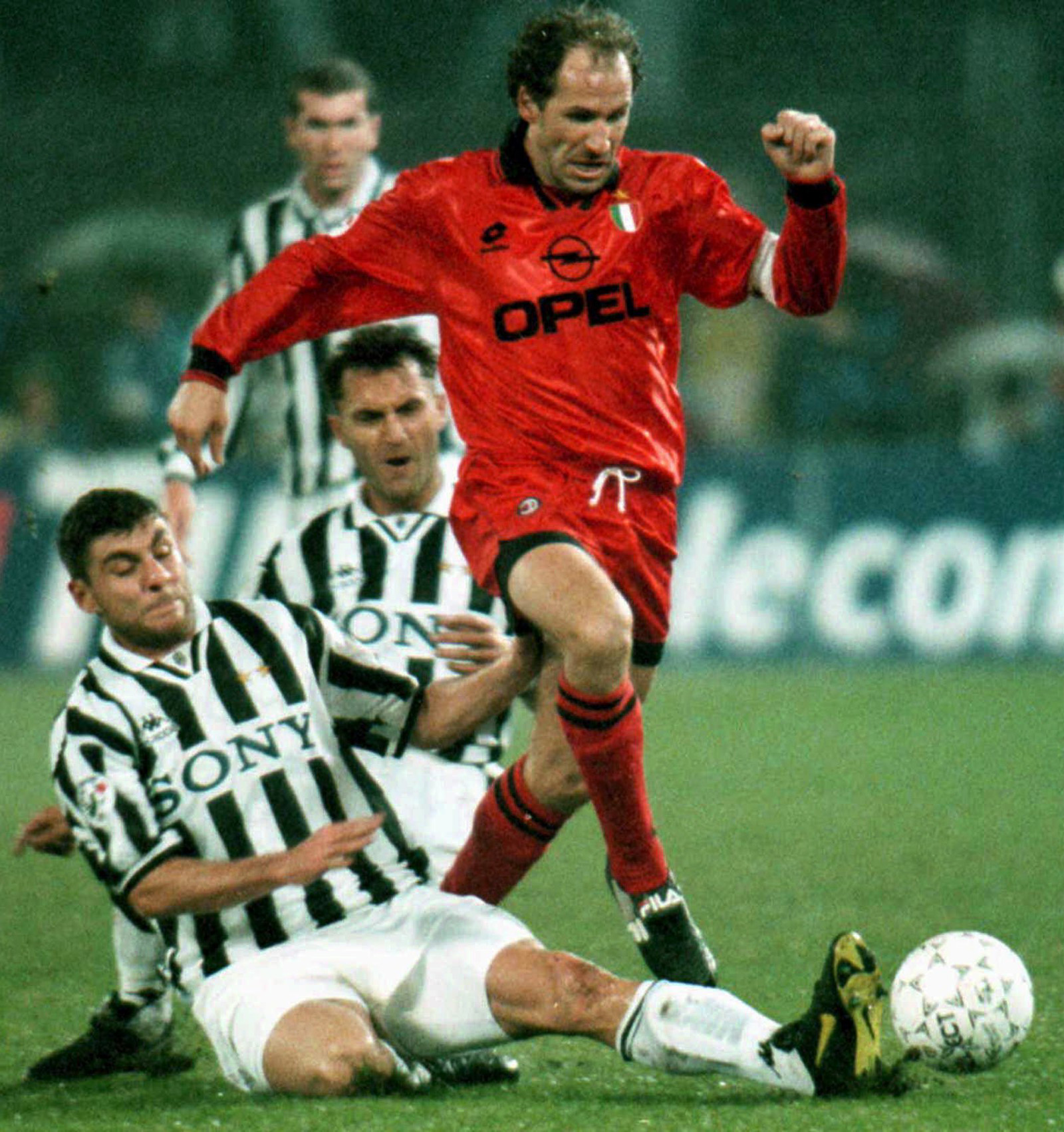 Franko Barezi preminuo u 66. godini: Italija se oprašta od fudbalske legende – Franko Barezi Milan smrt
