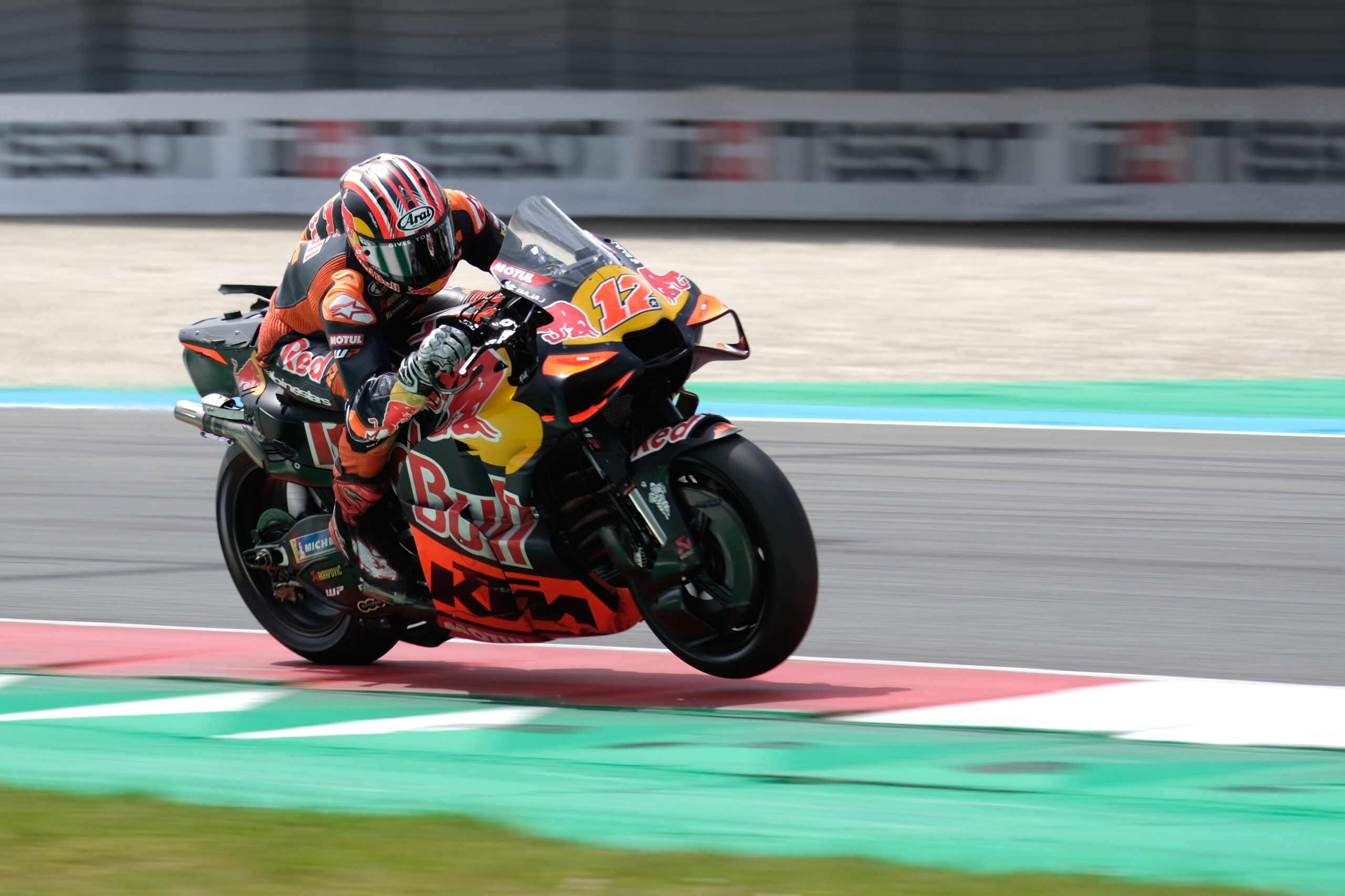 Maverick Vinjales pred mogućim odlaskom iz KTM Tech3 tima pre trke u Silverstonu – Maverick Vinjales KTM Tech3