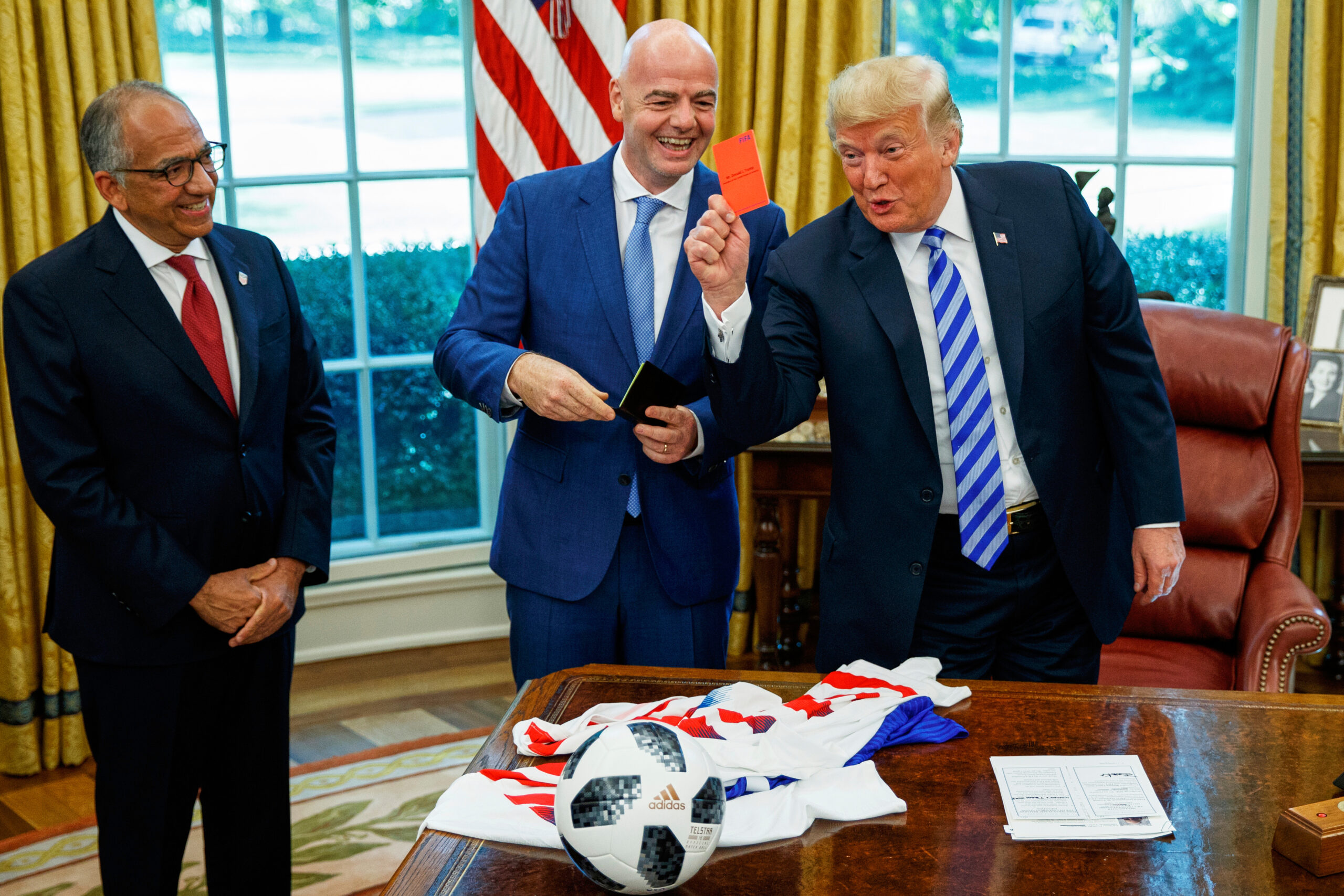 Đani Infantino traži podršku Donalda Trampa za očuvanje pozicije u FIFA – Đani Infantino FIFA Tramp